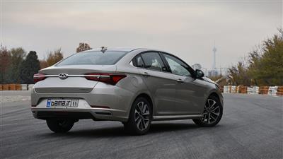 نمای عقب چری آریزو 6